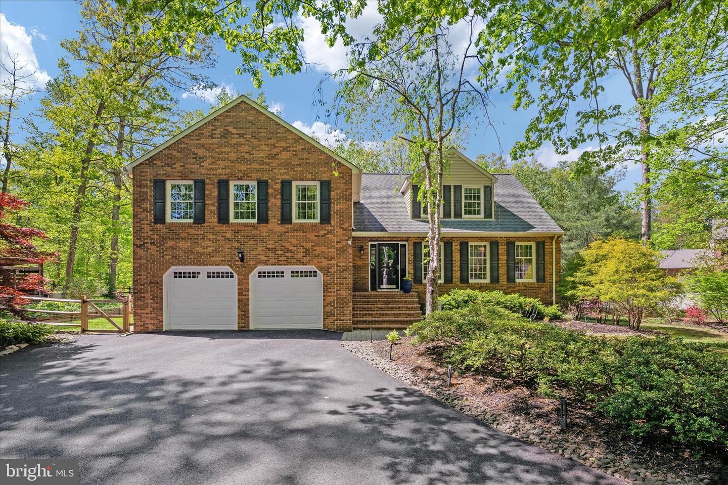 305 Charles Hall Drive photo 3