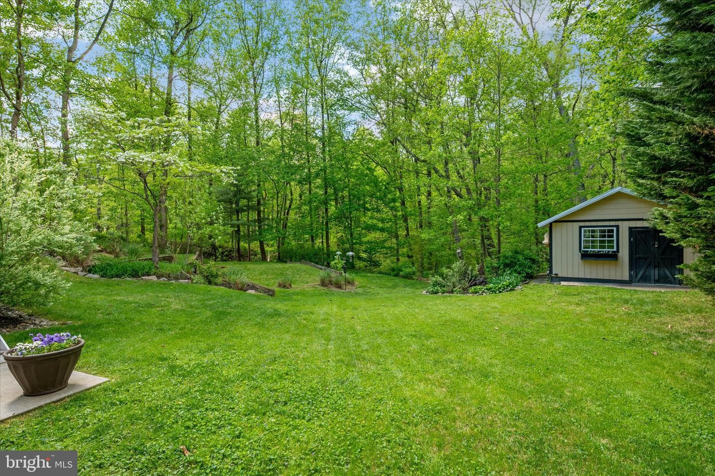 305 Charles Hall Drive photo 44