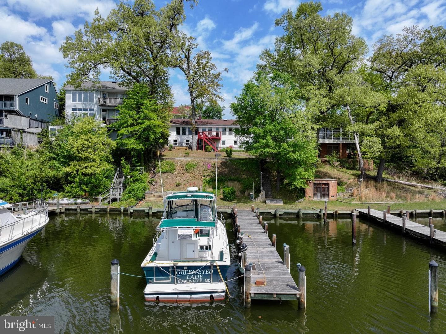 322 Riverside Road photo 4