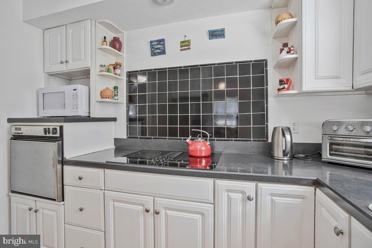 1180 Bay Highlands Dr photo 14