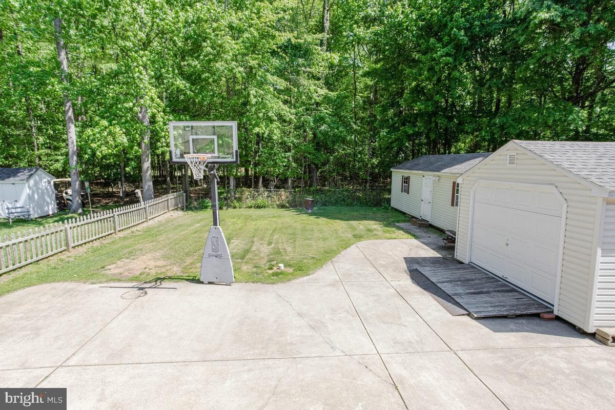 1180 Bay Highlands Dr photo 34