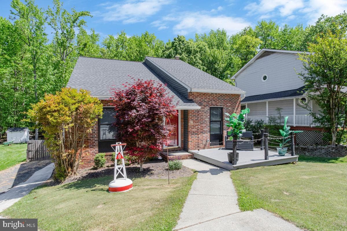 1180 Bay Highlands Dr photo 4
