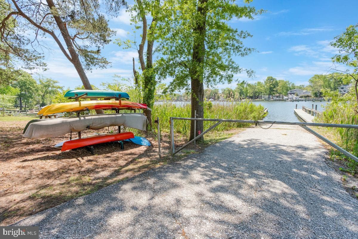1180 Bay Highlands Dr photo 42