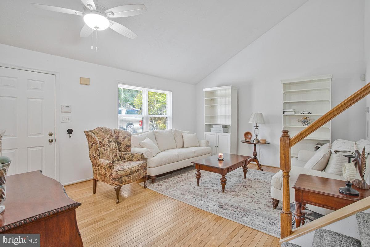 1180 Bay Highlands Dr photo 8