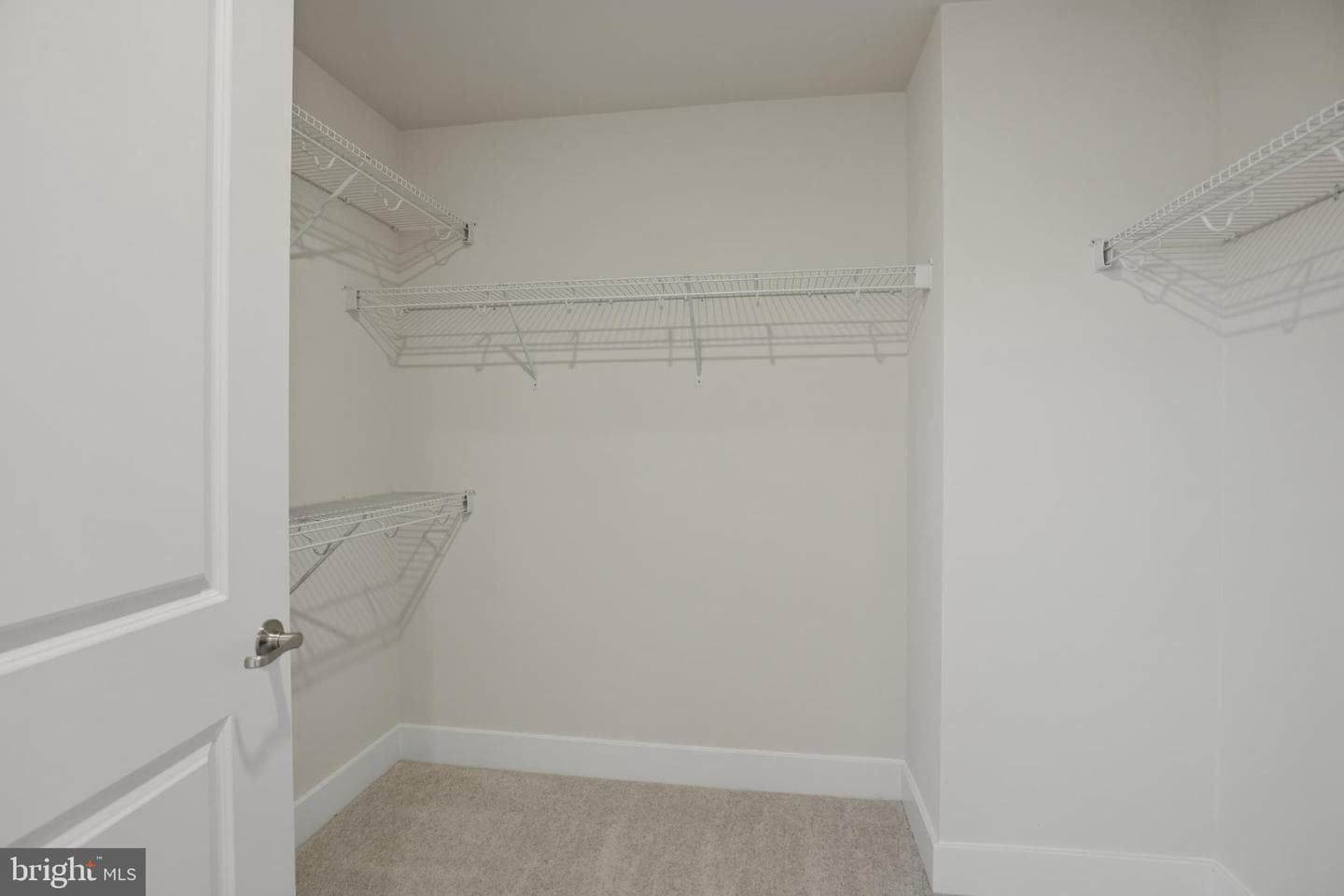 1358 Crested Wood Dr photo 19