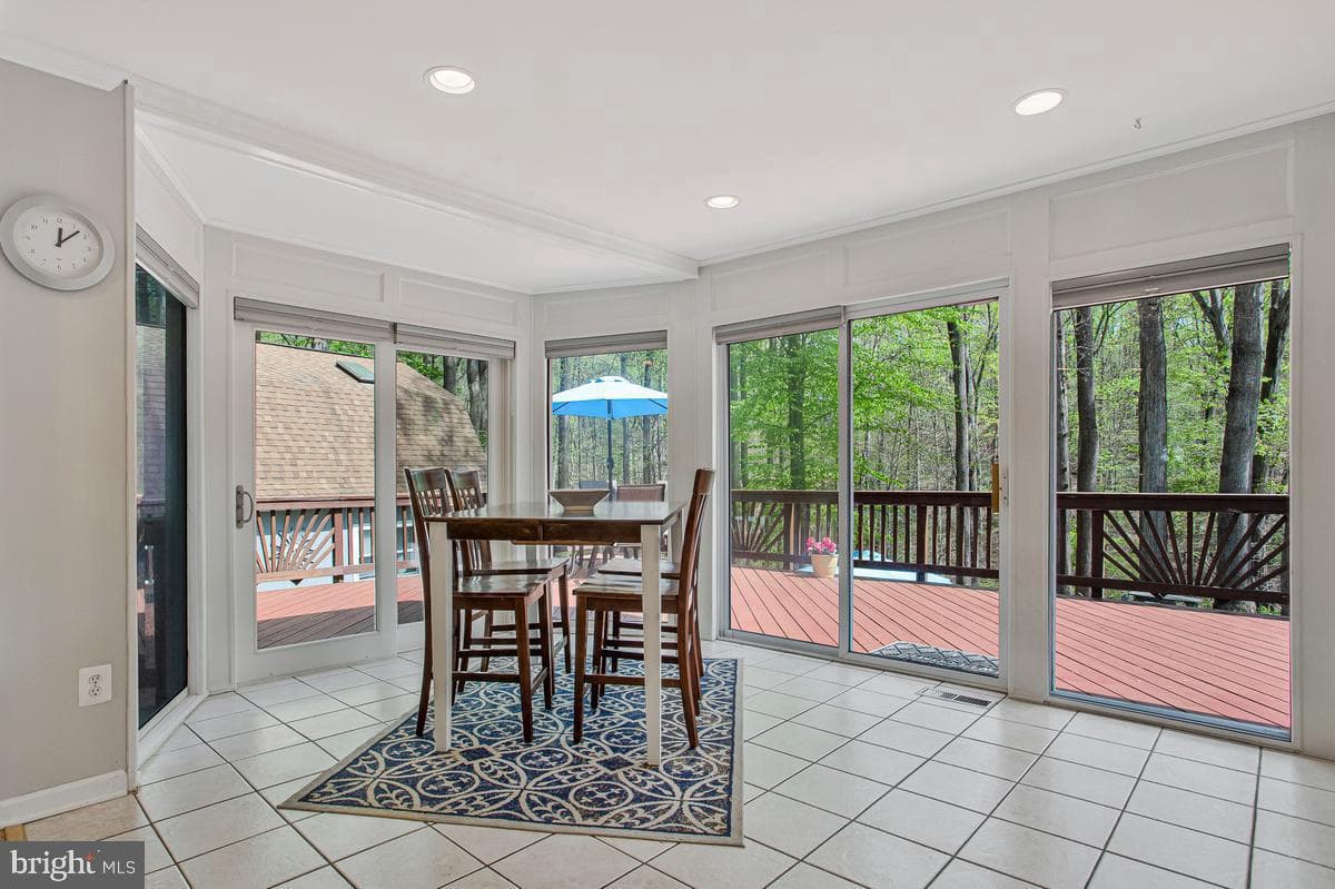 1486 Kingsway Court photo 11