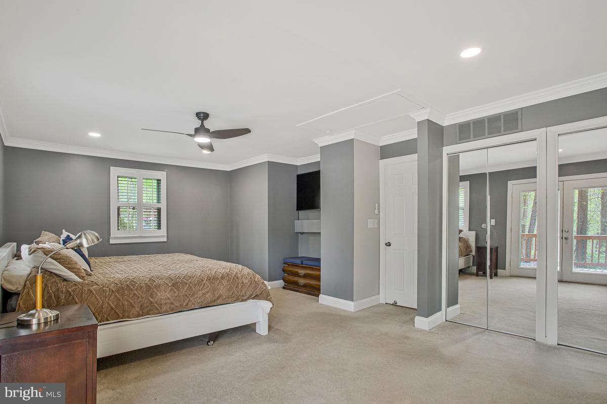 1486 Kingsway Court photo 24