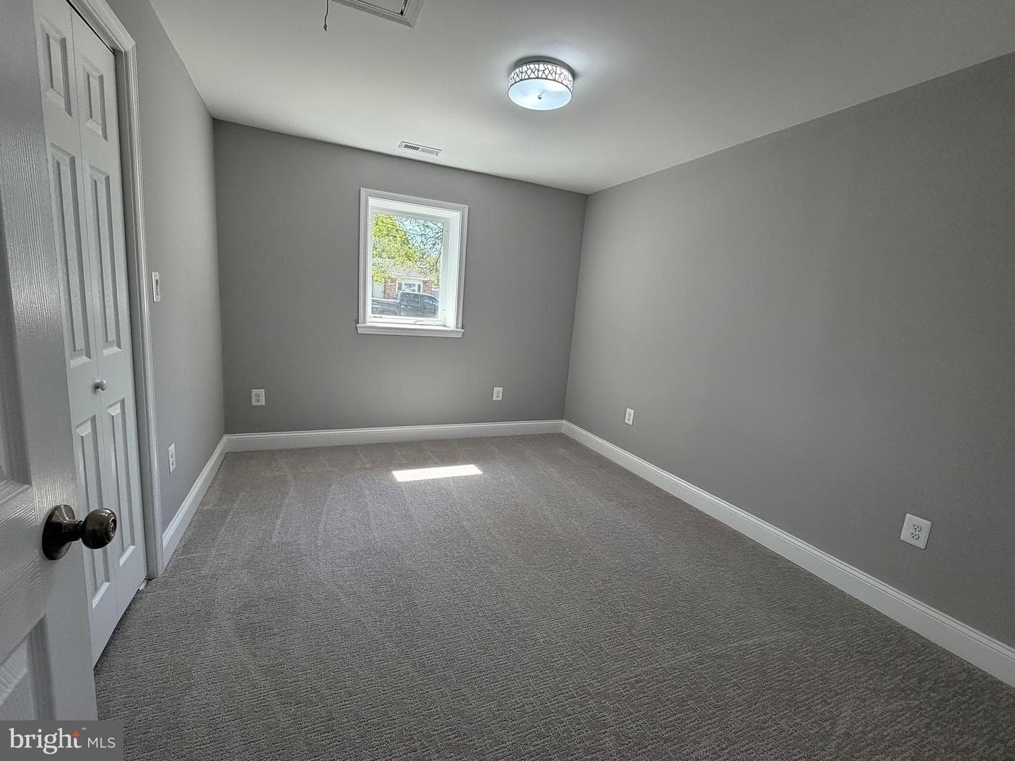 1008 Hilltop Road photo 13