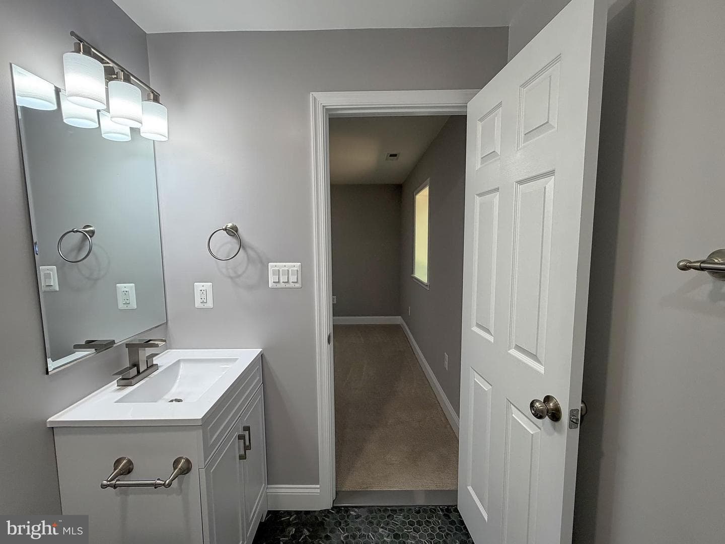 1008 Hilltop Road photo 17