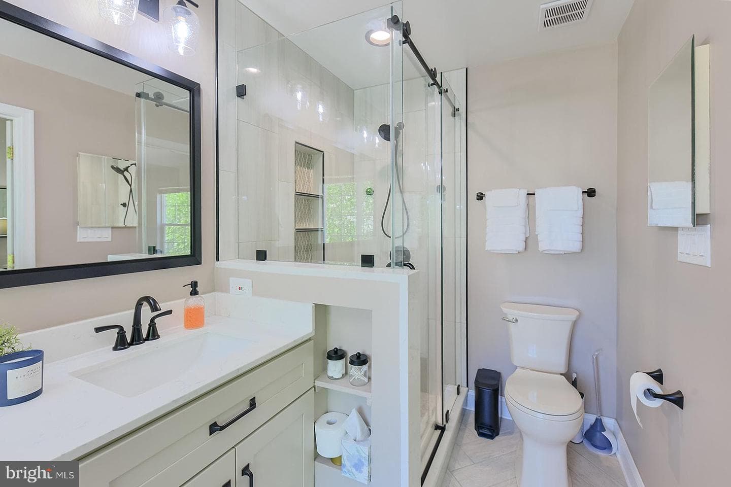 3138 Galaxy Way photo 35