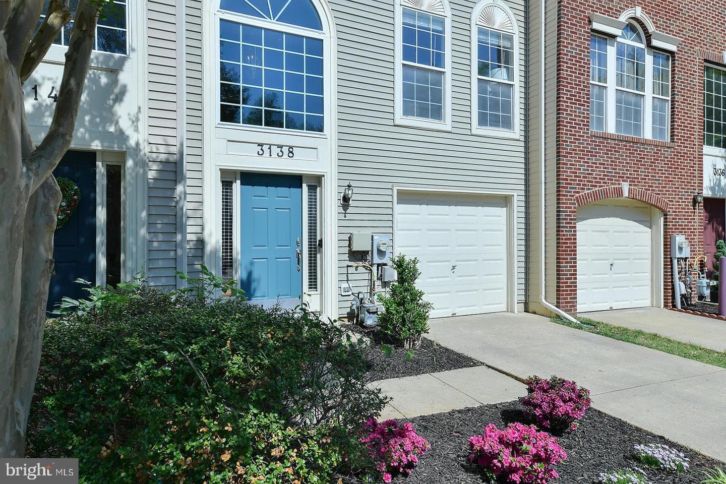 3138 Galaxy Way photo 4
