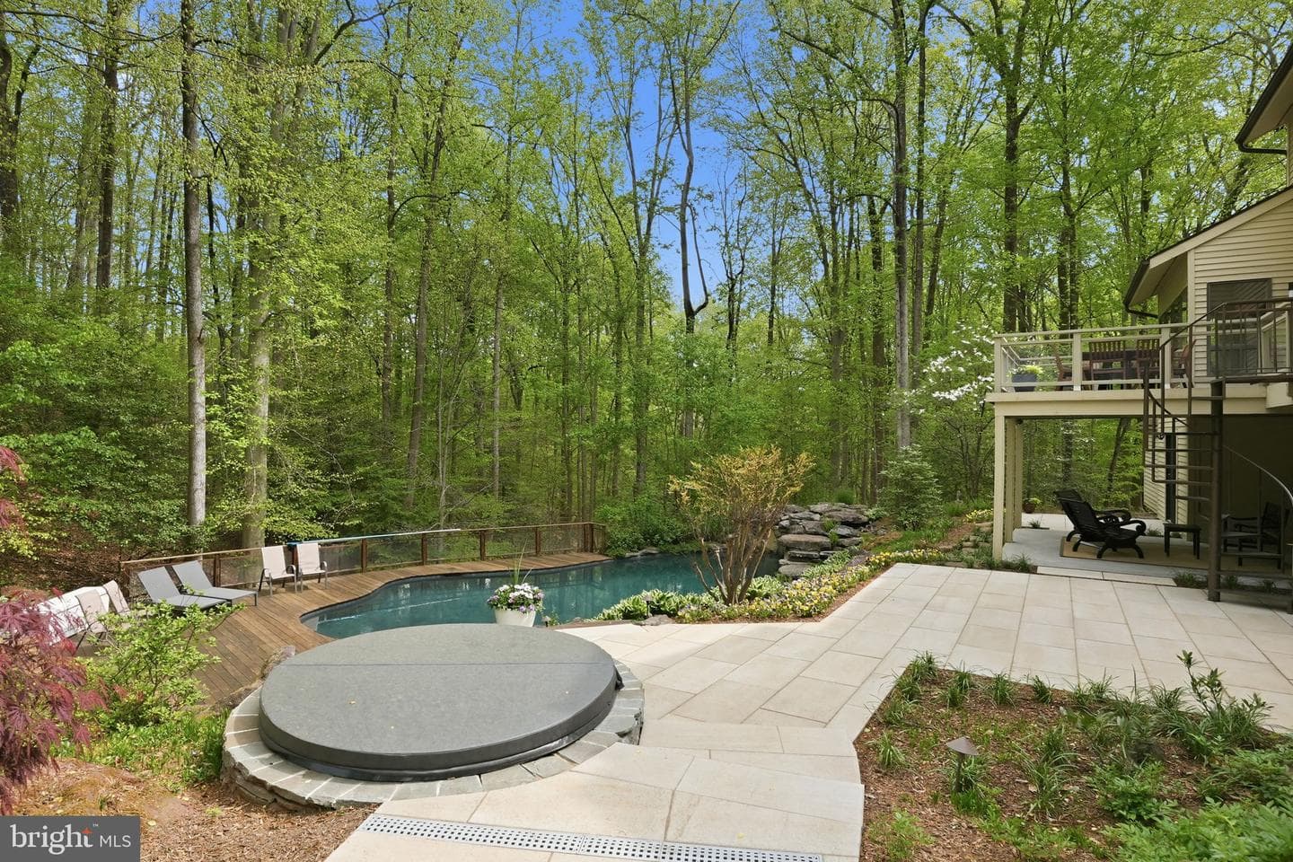 1718 Woodlore Road photo 33