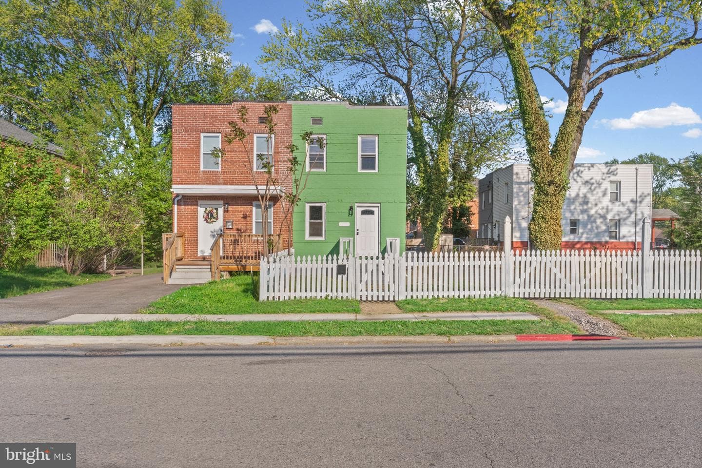 1019 President Street photo 3
