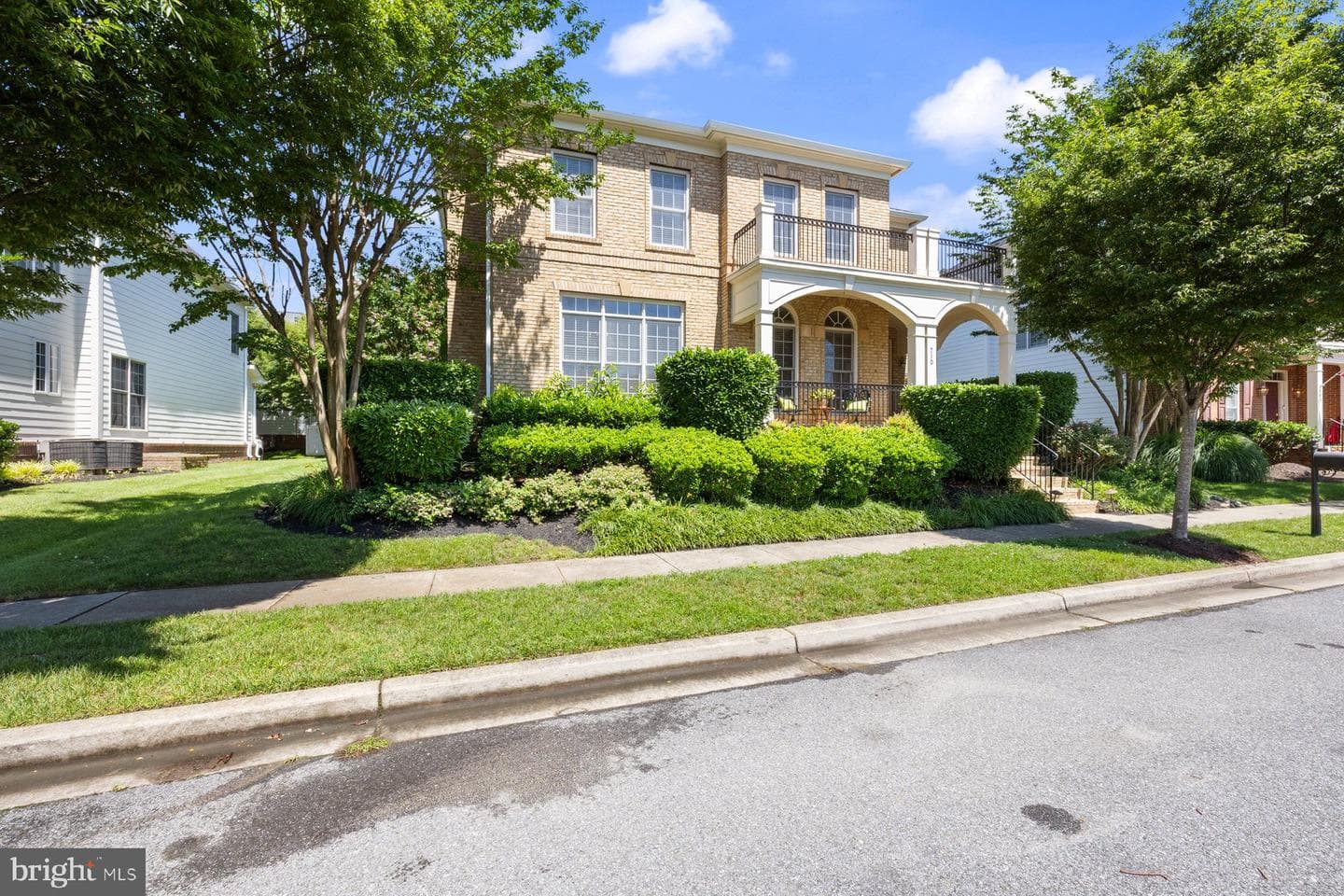710 Drake Way photo 5