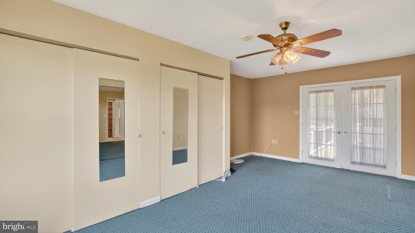 306 Shetlands Lane photo 34