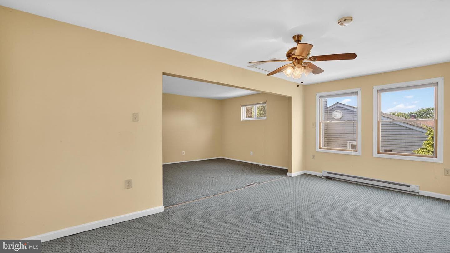 306 Shetlands Lane photo 36