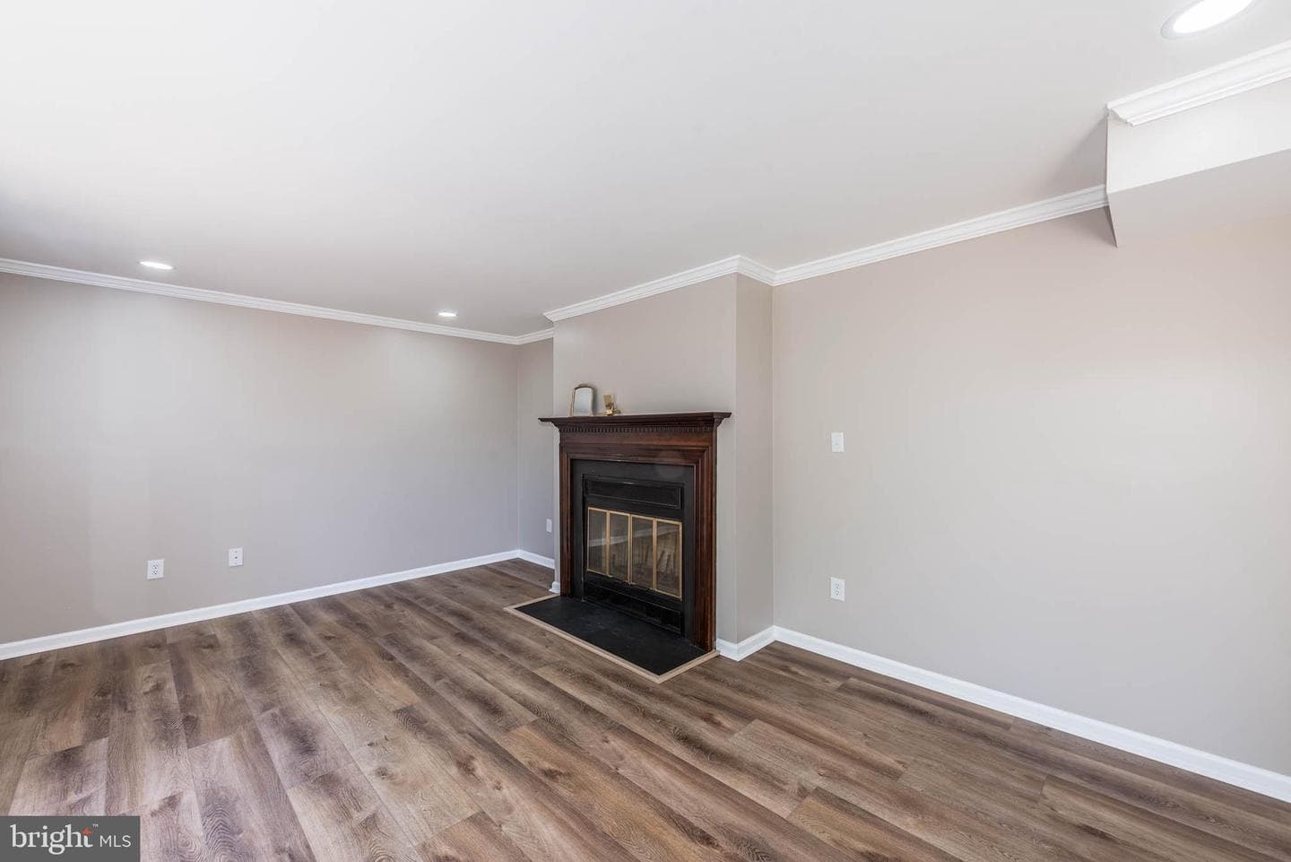 7674 Tuckerman Drive photo 12