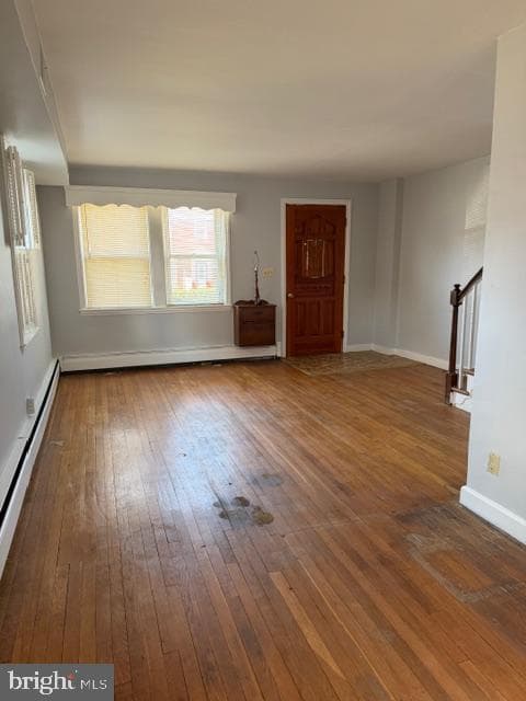 322 Arundel Road W photo 3