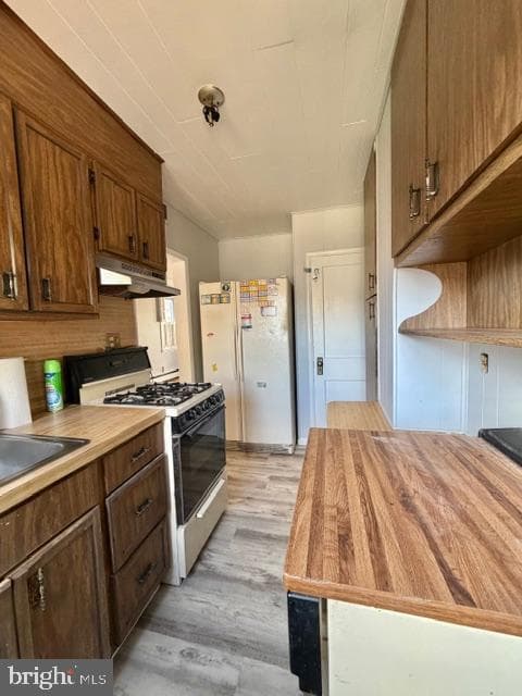 322 Arundel Road W photo 6
