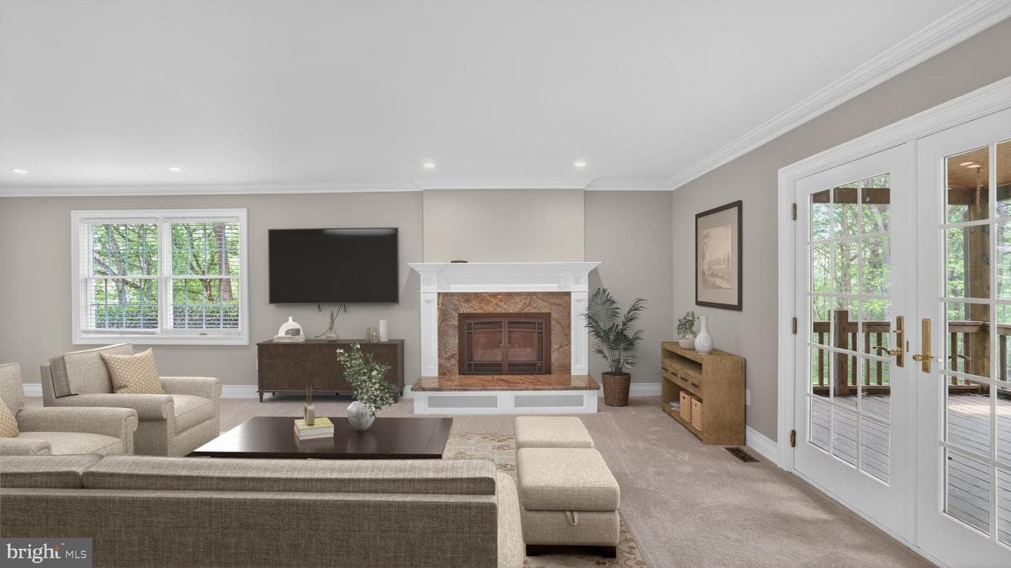 328 Greenridge Drive photo 14