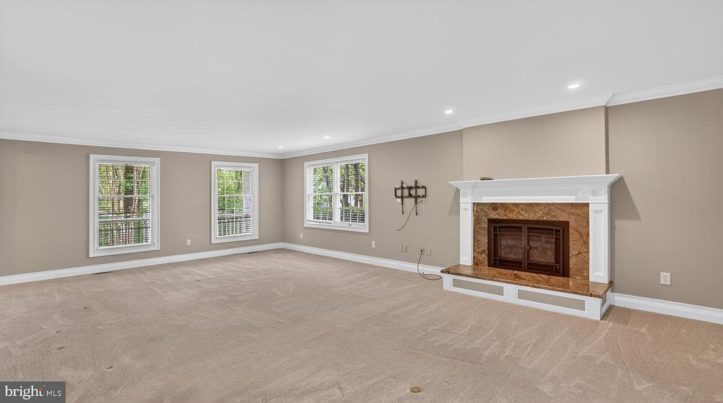 328 Greenridge Drive photo 15