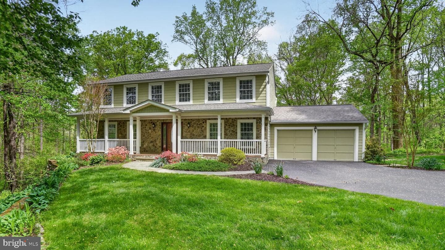 328 Greenridge Drive photo 2