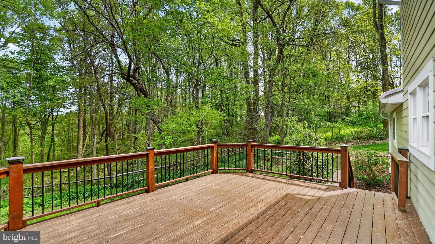 328 Greenridge Drive photo 35