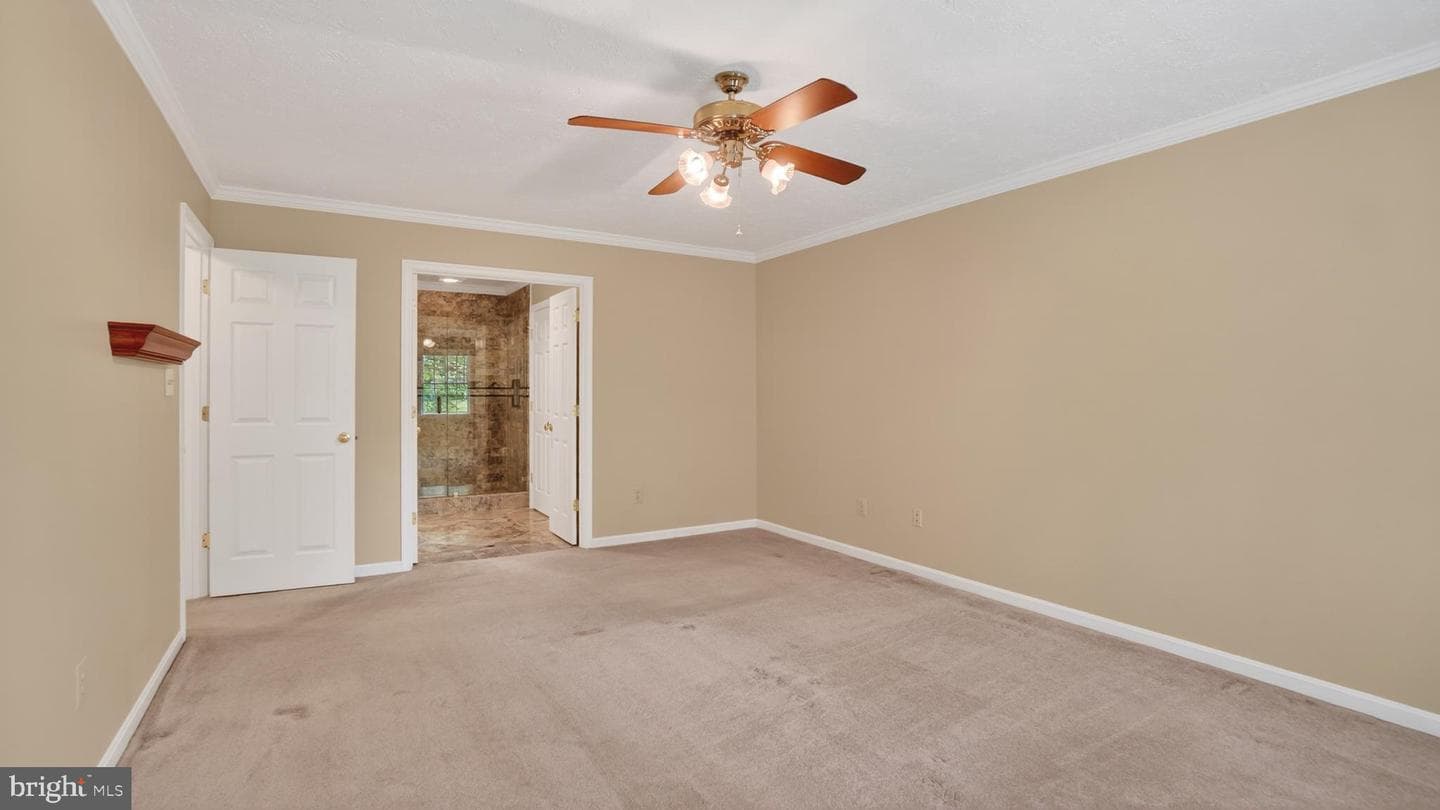 328 Greenridge Drive photo 44