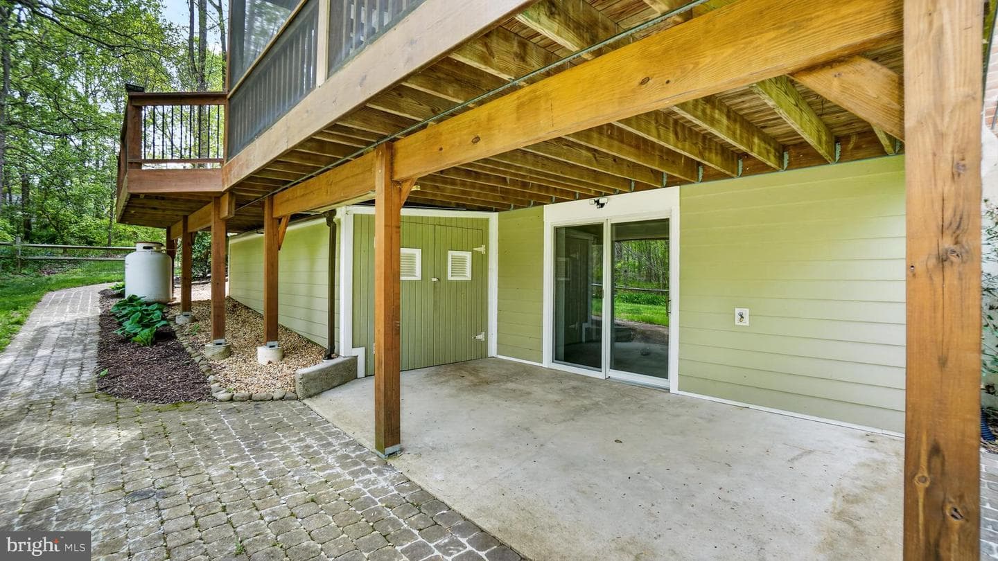 328 Greenridge Drive photo 71