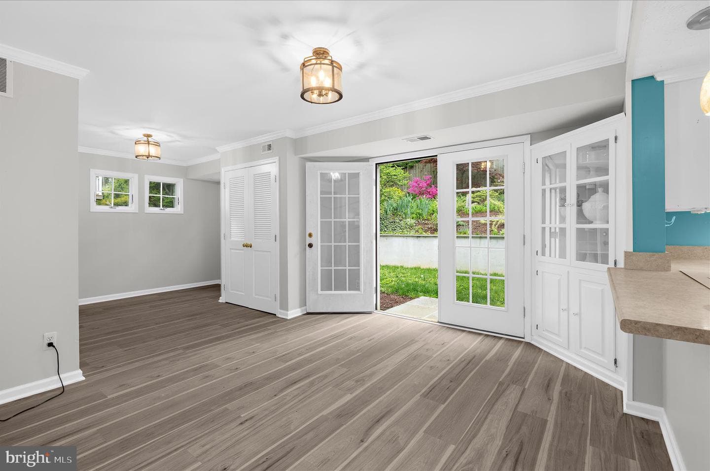 1126 Neptune Place photo 17