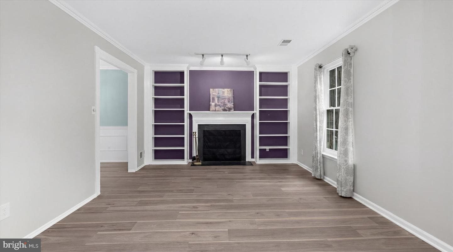 1126 Neptune Place photo 2