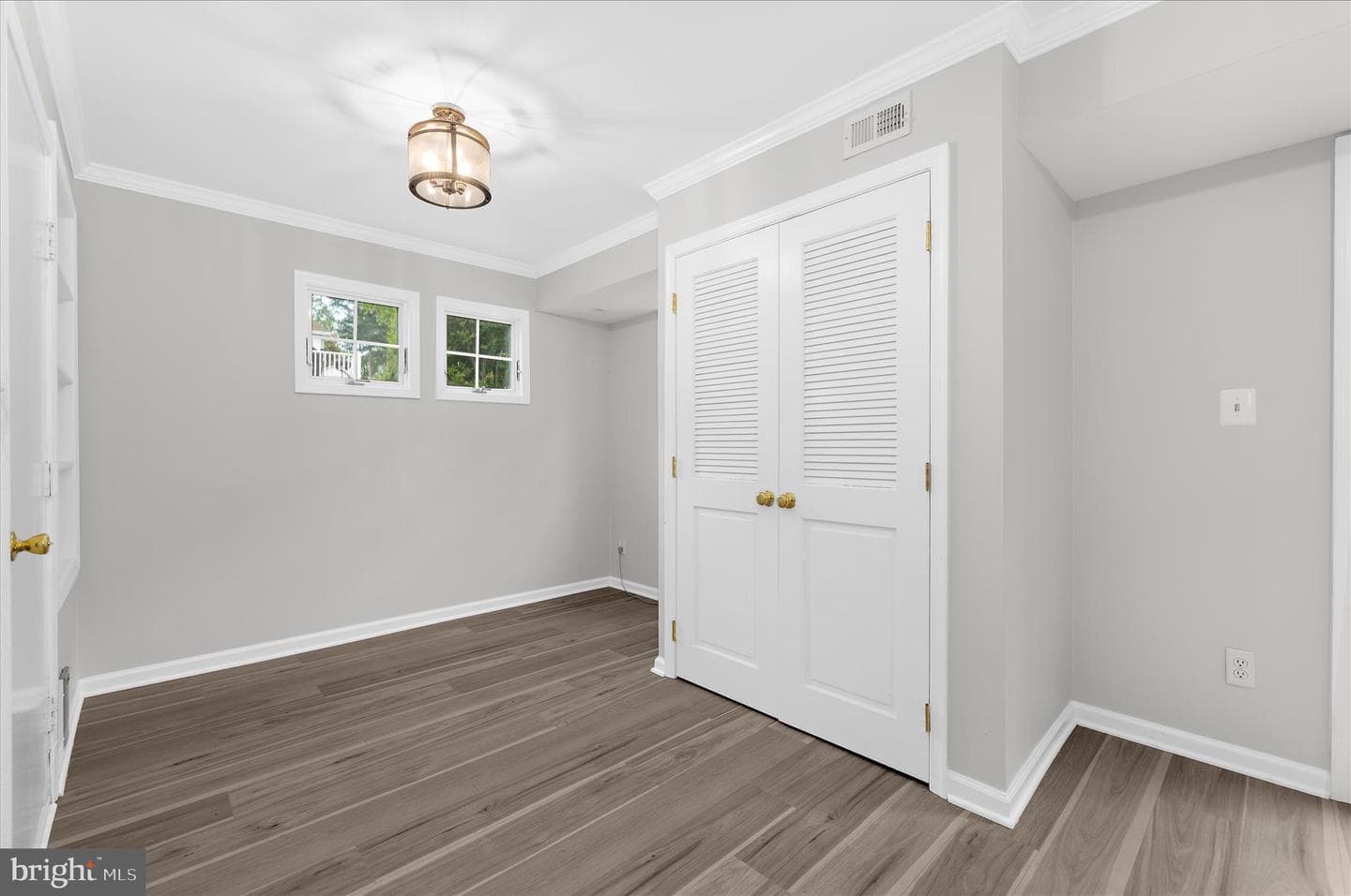 1126 Neptune Place photo 22