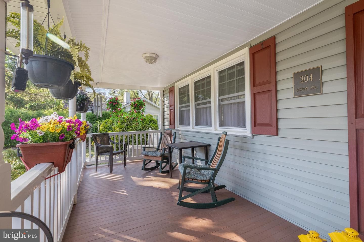 304 Gordon Avenue photo 5