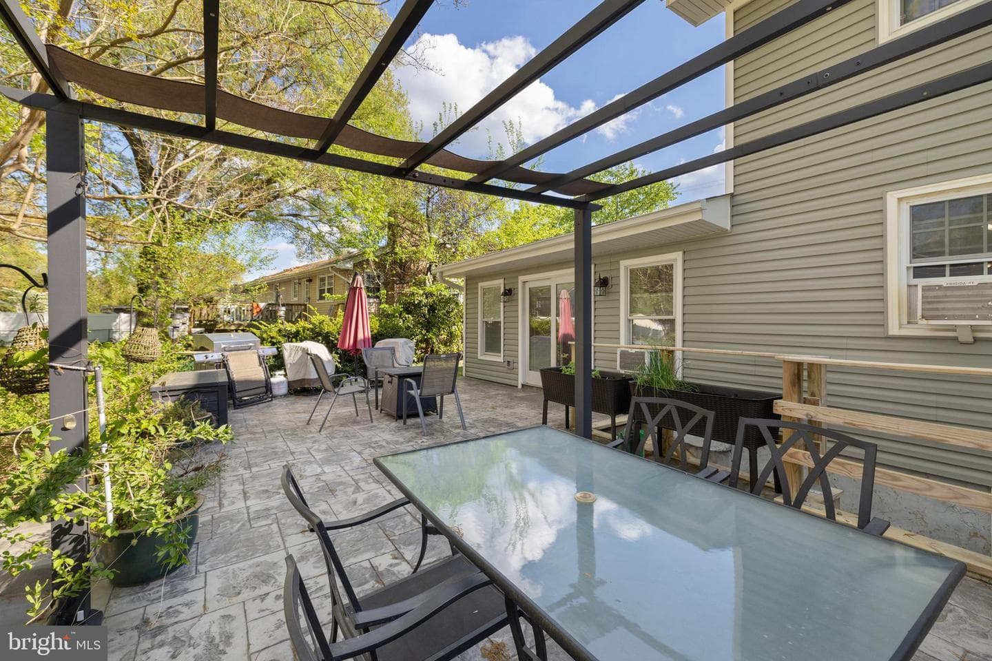 304 Gordon Avenue photo 9
