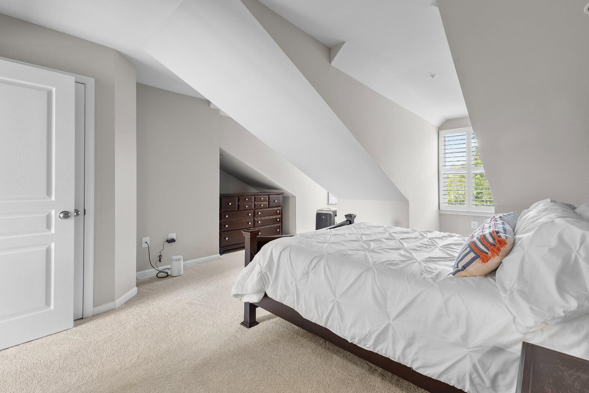 19 Boucher Place photo 33