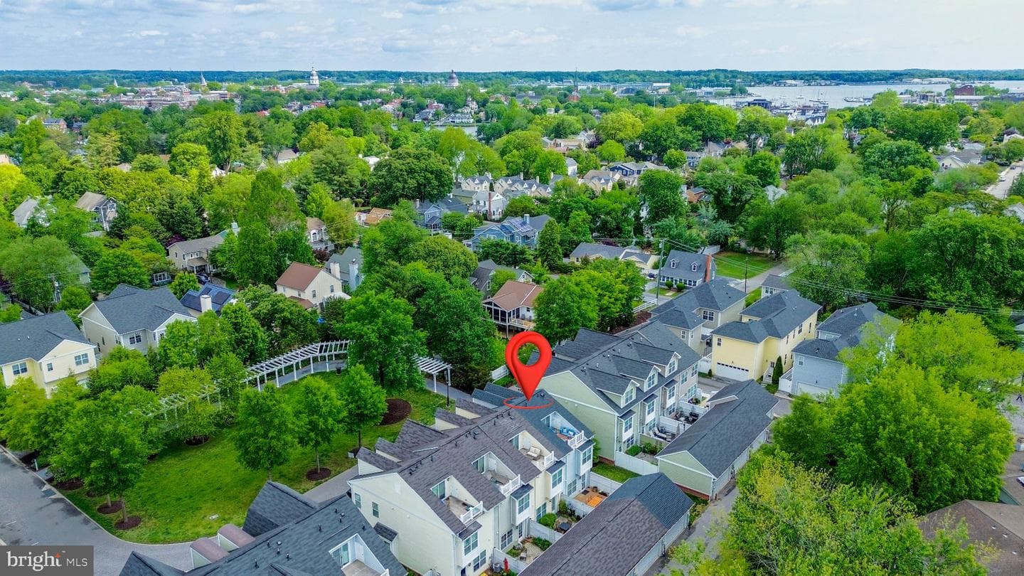 19 Boucher Place photo 45