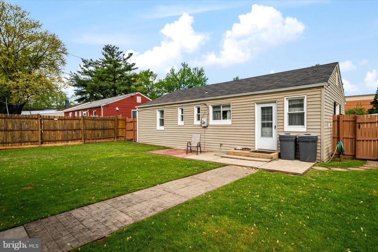1321 Gatwick Road photo 24