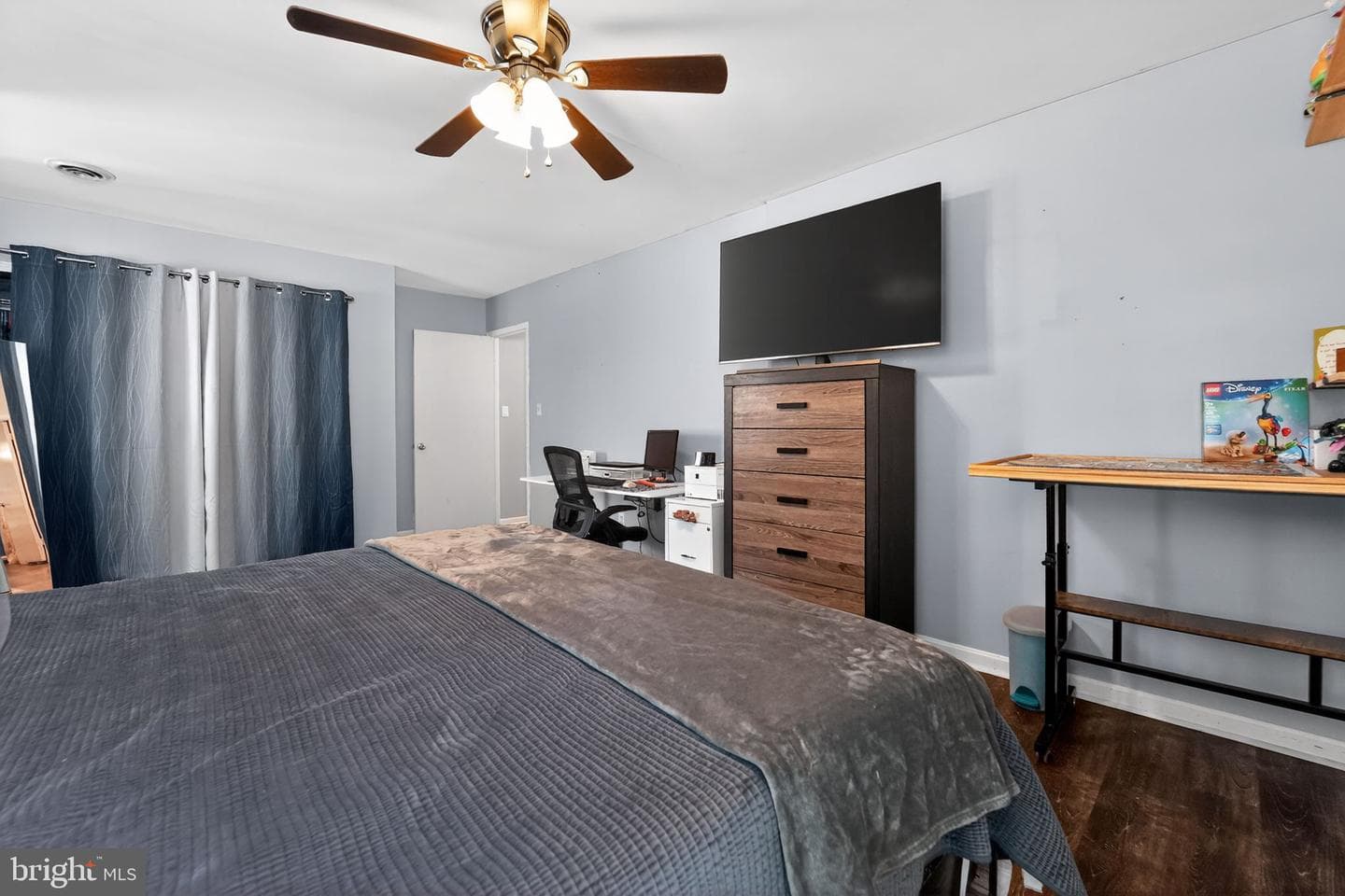 1090 Notley Court photo 12