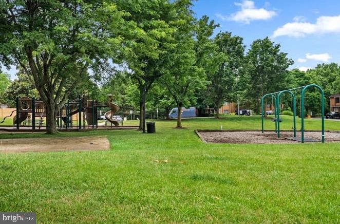 1366 Hazel Nut Court photo 19