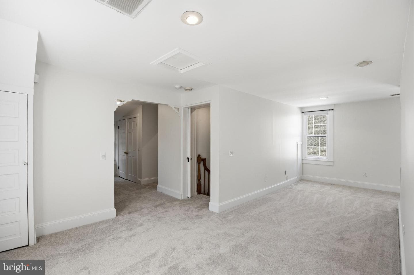 890 Linden Avenue photo 24