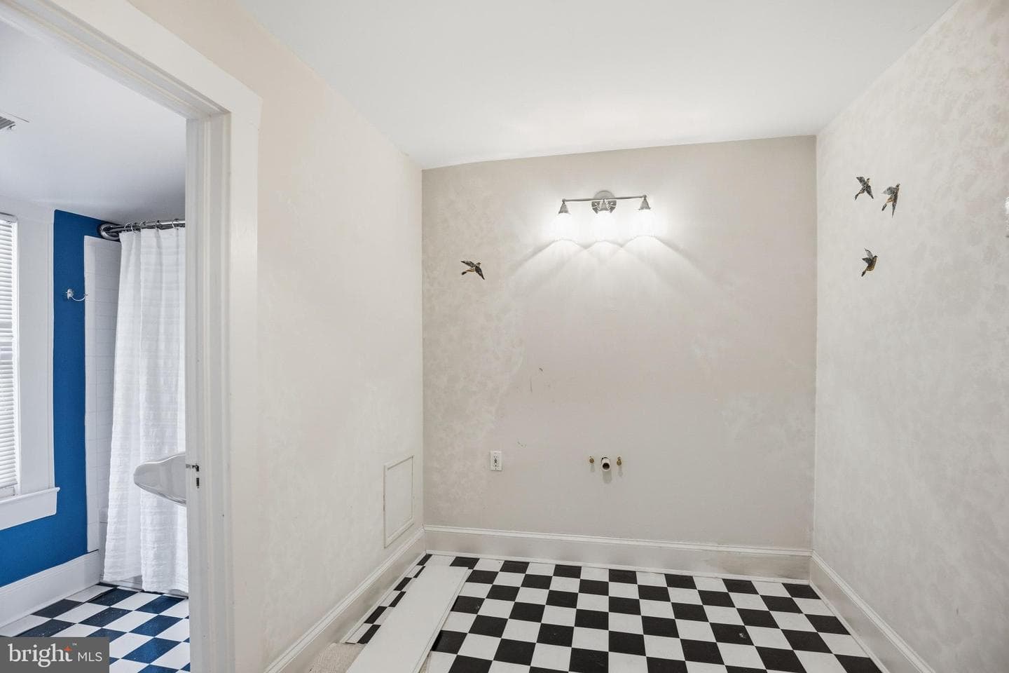 890 Linden Avenue photo 29
