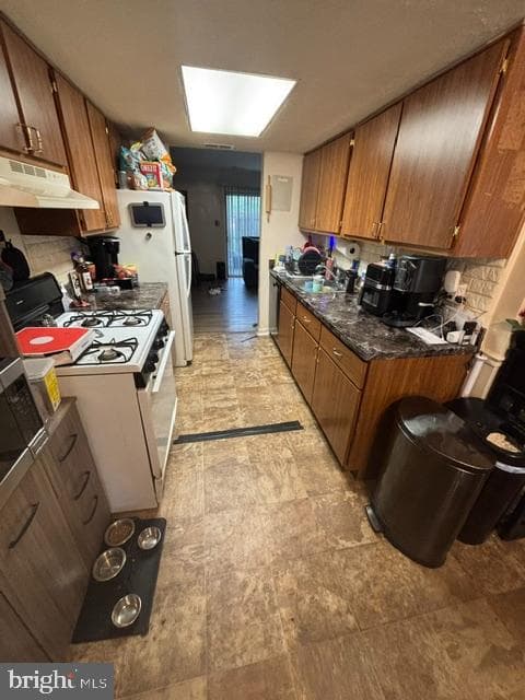 6445 Heritage Hill Drive photo 8