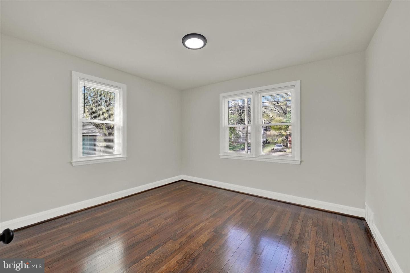 7121 Baltimore Annapolis Boulevard photo 10