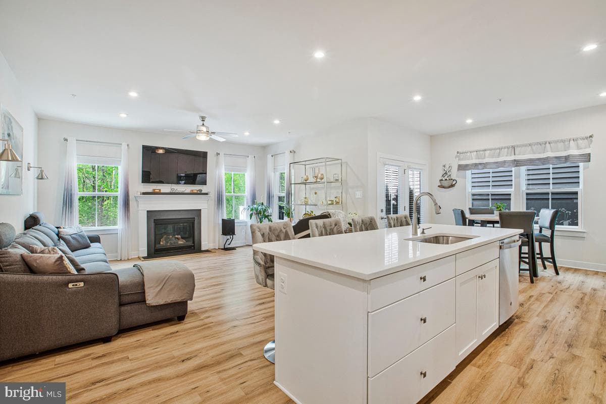 1536 Catbriar Way photo 12
