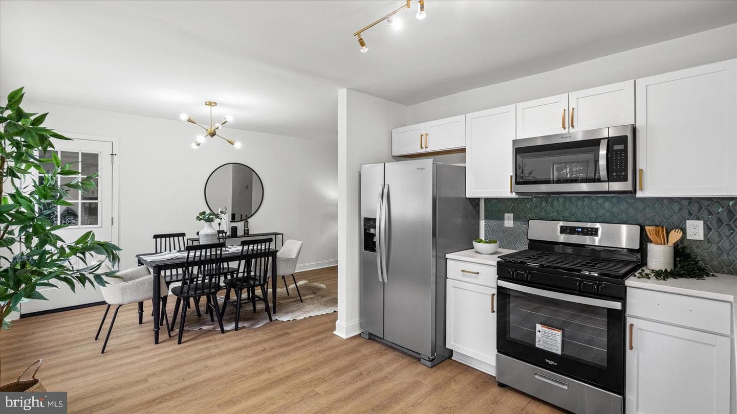 7956 Oakwood Road photo 14