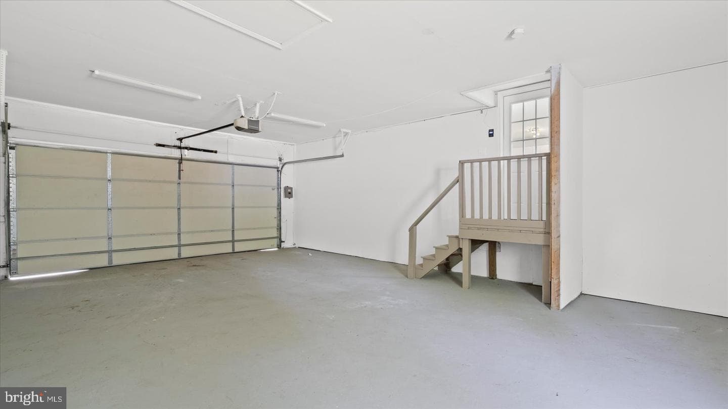 7956 Oakwood Road photo 34