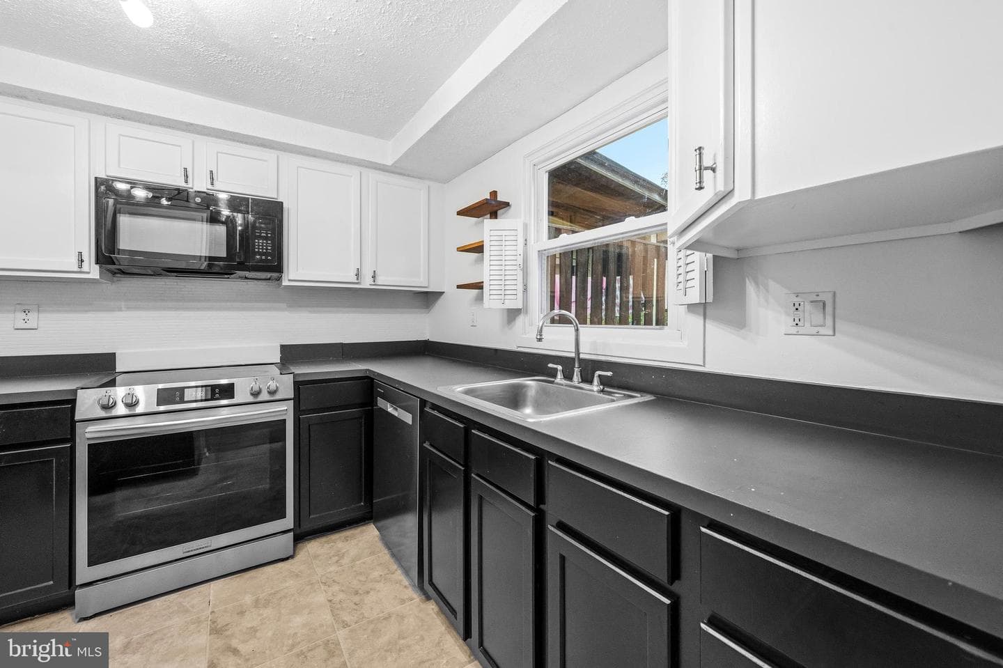 8041 Bosley Court photo 12