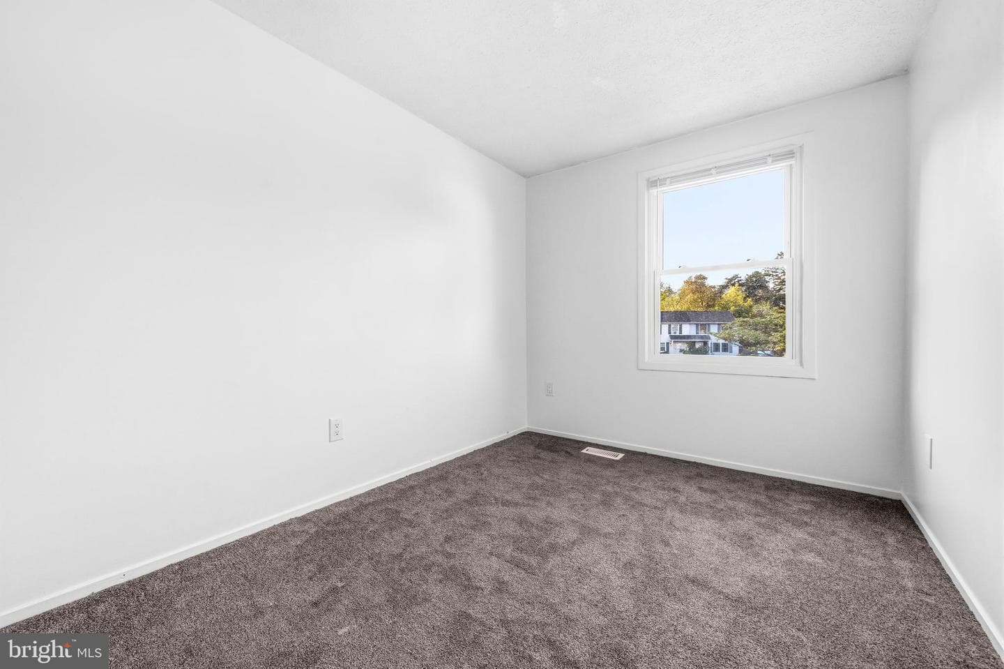 8041 Bosley Court photo 17