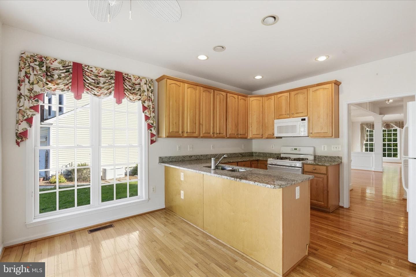 1215 Destiny Circle photo 10