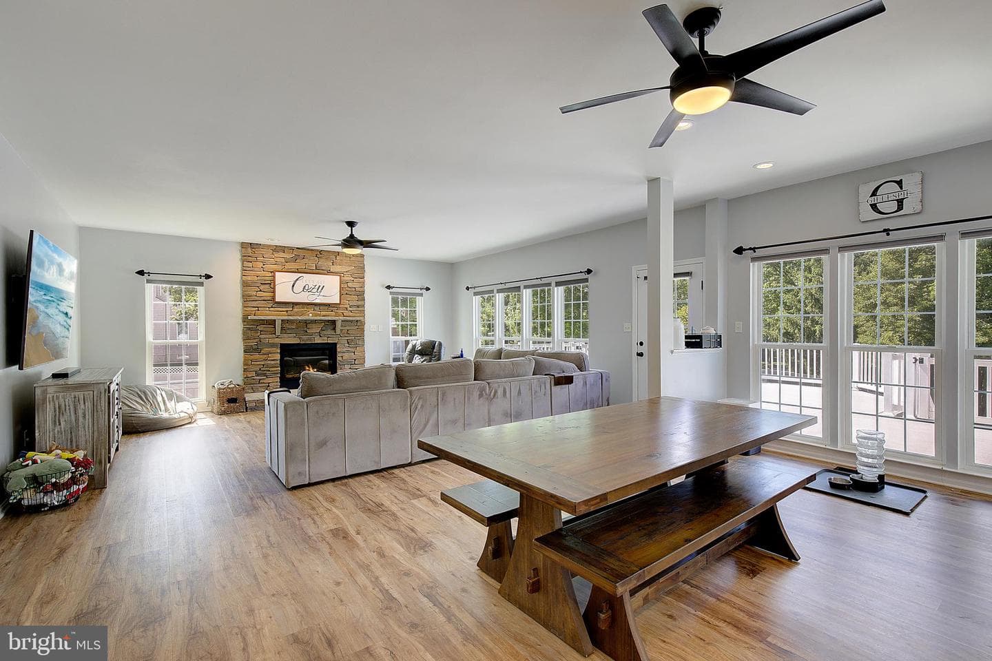 2424 Valley Brook Lane photo 17